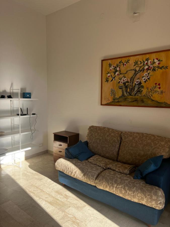 A Casa Di Rosa,Fronte Spiaggia, Piscina,Parcheggio トラーパニ エクステリア 写真